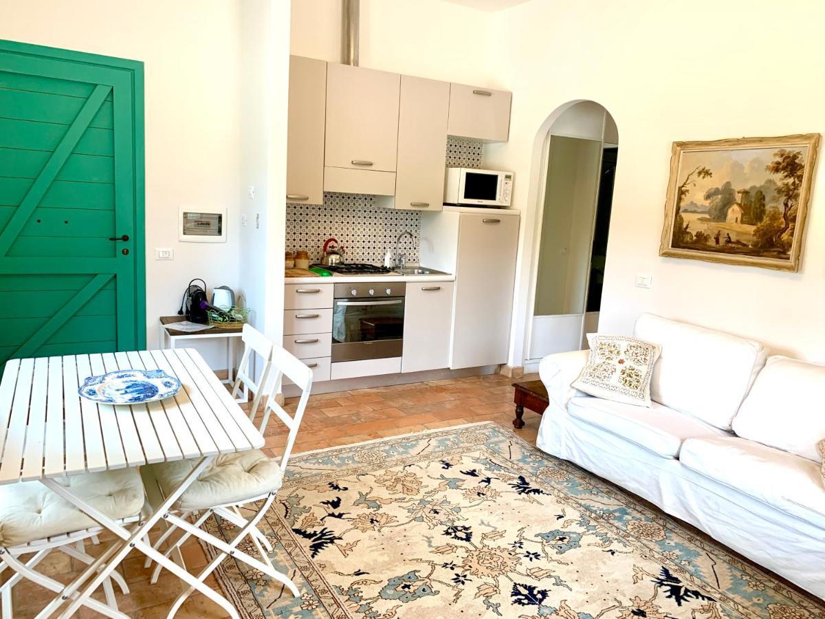 Agriturismo Potrero Grande Sul Lago Di Martignano Con Spiaggia カンパニャーノ・ディ・ローマ エクステリア 写真