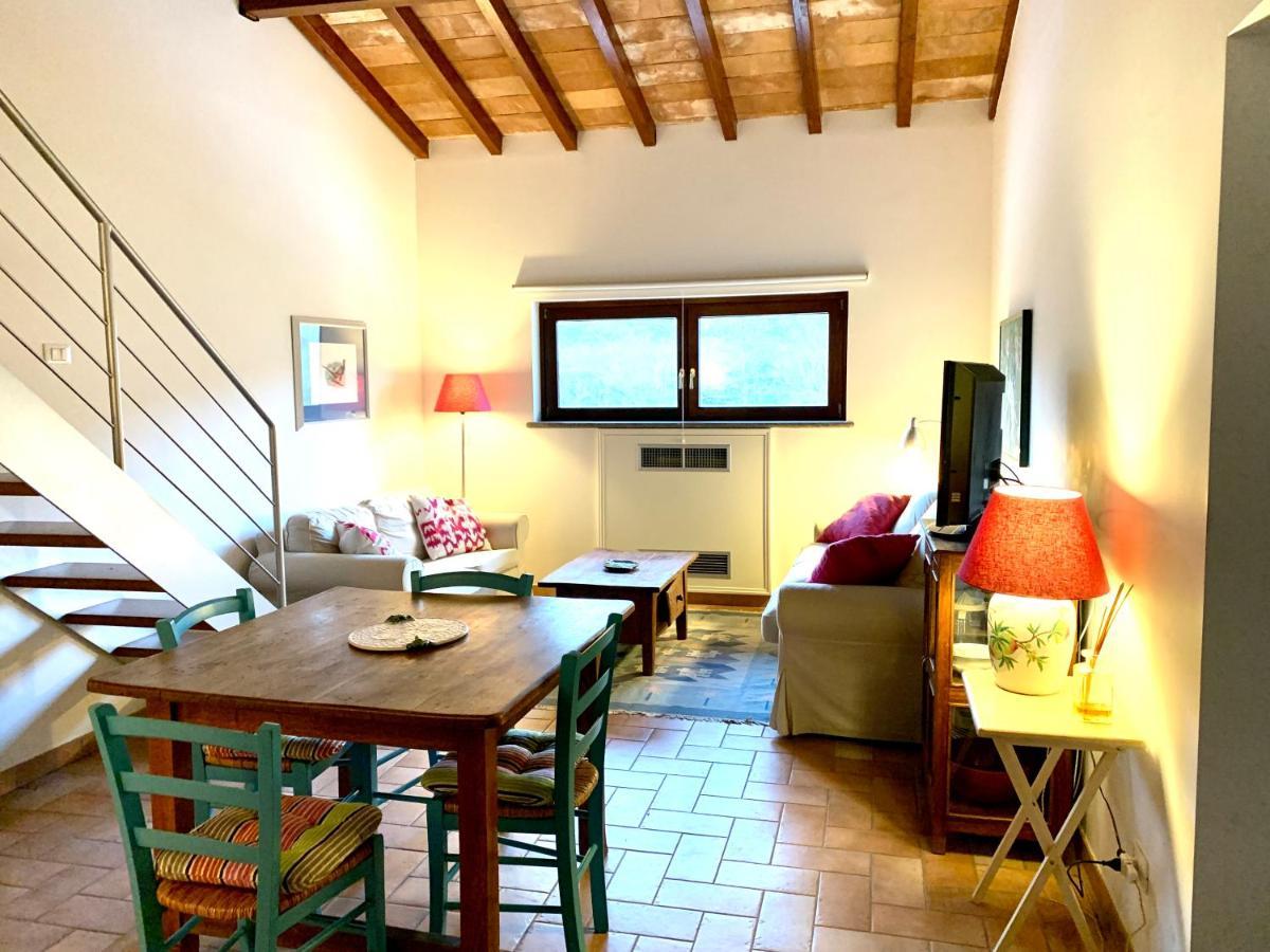 Agriturismo Potrero Grande Sul Lago Di Martignano Con Spiaggia カンパニャーノ・ディ・ローマ エクステリア 写真