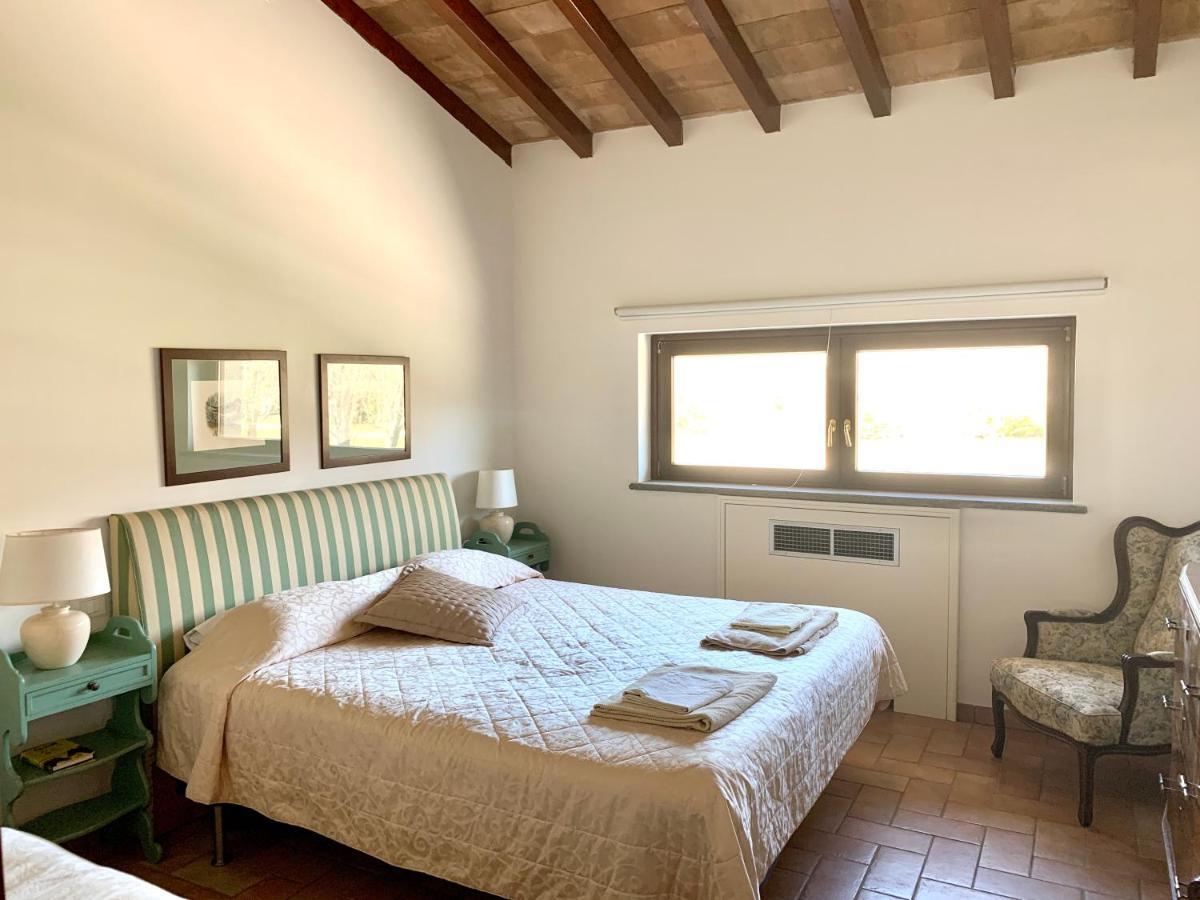 Agriturismo Potrero Grande Sul Lago Di Martignano Con Spiaggia カンパニャーノ・ディ・ローマ エクステリア 写真